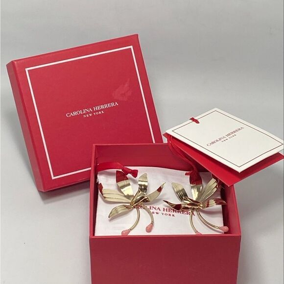 Carolina Herrera Goldtone Flower Earrings - Picture 3 of 9